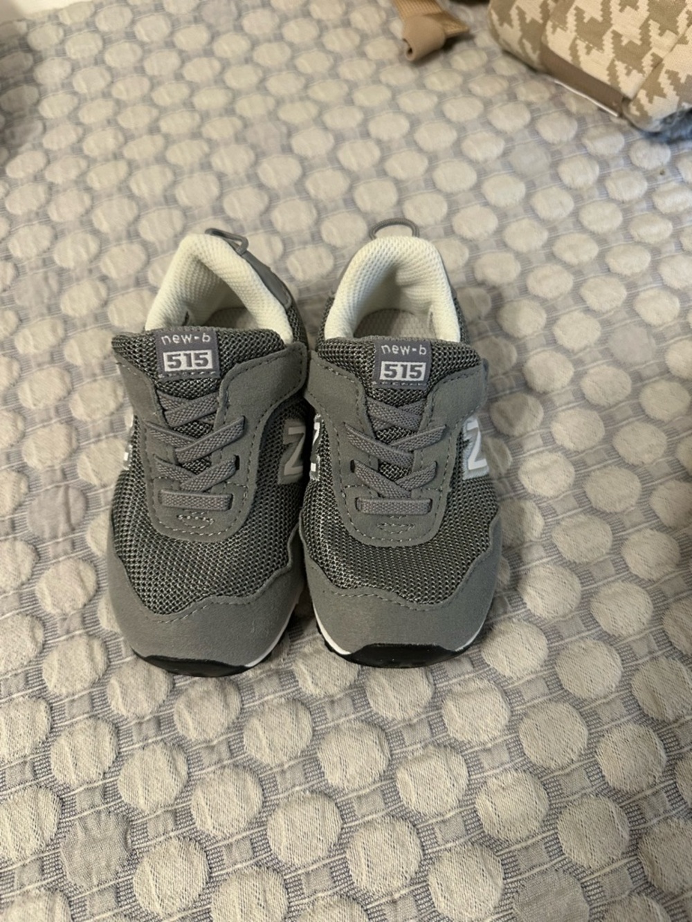 New Balance Kids' 515 Gray velcro Sneakers